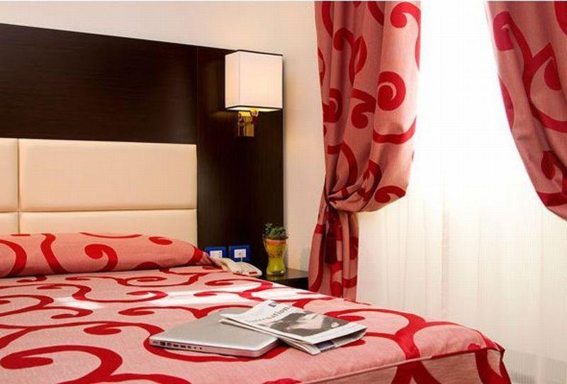 Hotel Anglo Americano Рим Экстерьер фото